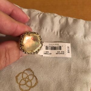 Kendra Scott Schuyler Cocktail Ring in Gold Sze 7